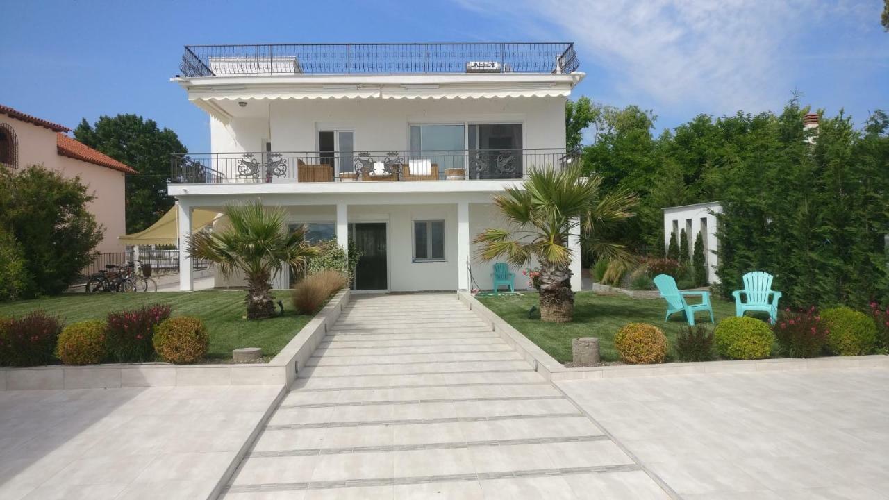 Villa Marry'S House Karianí Esterno foto